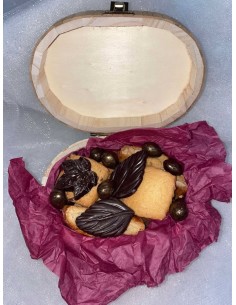 Coffre bambou - assortiment de biscuits + chocolat 2